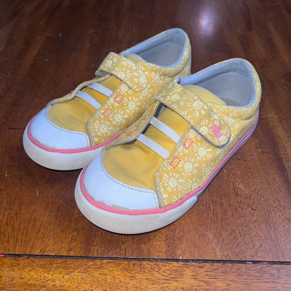 See Kai Run Sneakers / Yellow Sunshine / Size 11 - Picture 3 of 6